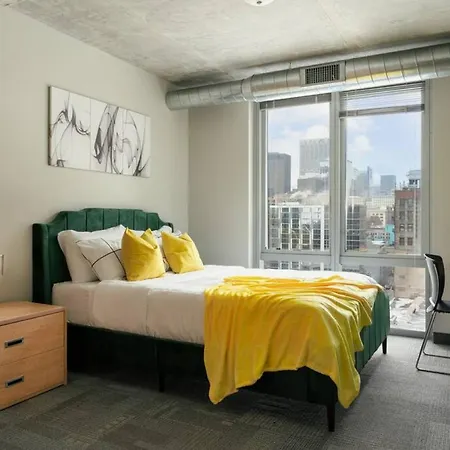 Affordable 2-Bedroom On Wabash Chicago Exterior photo